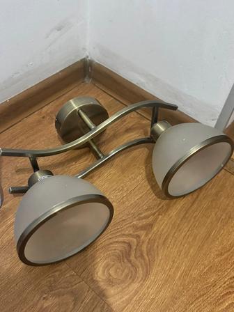 Лампа потолочная