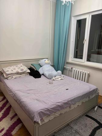 Кровать для спальни