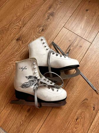 Продается коньки