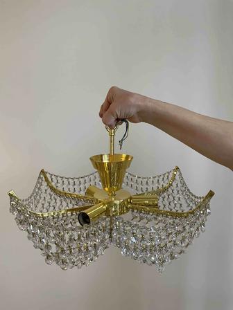 Продаю люстры чехия