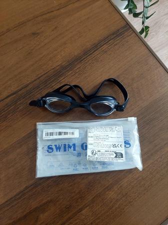 Продаю очки для плавания