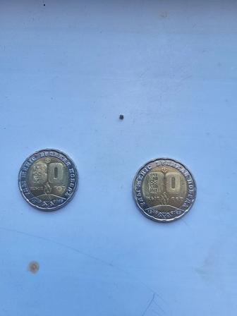 Продам монеты 200 тенге