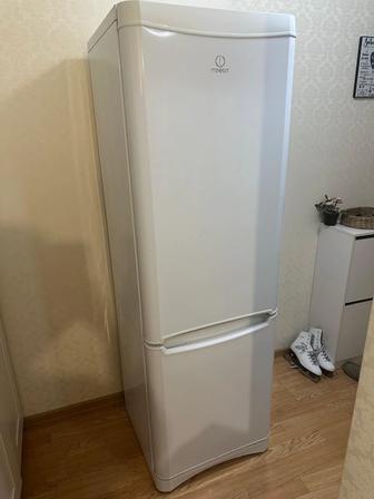 Холодильник в хорошем состоянии