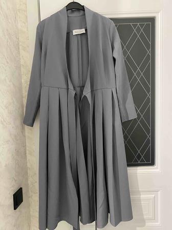 Голубое и серое платье