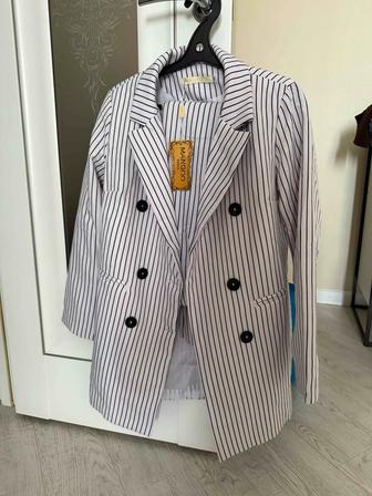 Брючный костюм 42размера