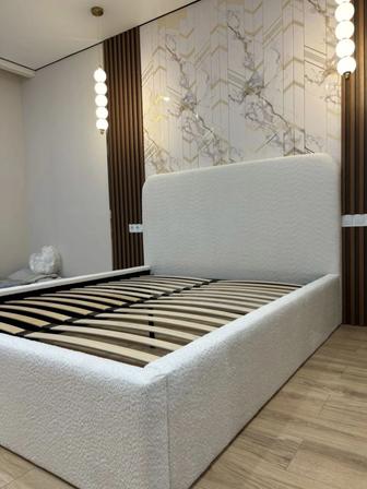 Кровать двухспальная