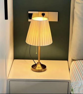Лампа настольная