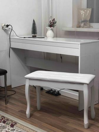 Пианино GM02 белый глянец