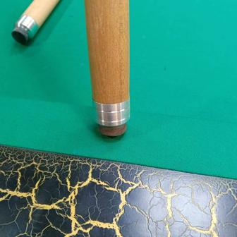 Продам общаковые бильярдные кии новые.