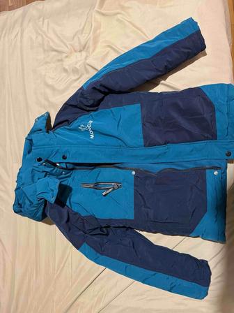 Продается куртка на мальчика ( 122-130 рост) 7-9 лет