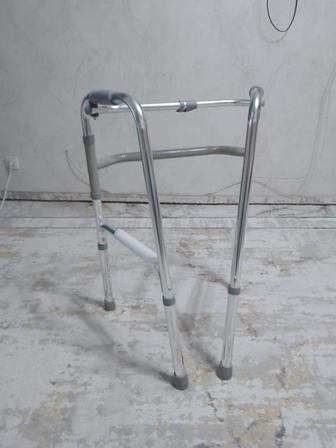 Продам ходунки для взрослых