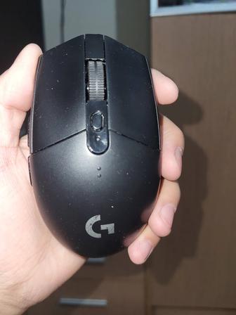 Беспроводная мышь Logitech g304