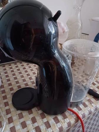 Продам капсульные кофемашину Dolce Gusto