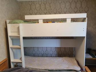 Продам двухъярусную кровать