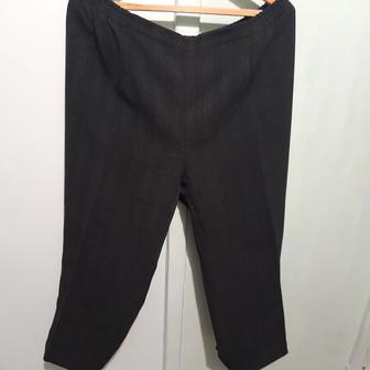 Брюки женские великаны продаю. 7xl размер.
