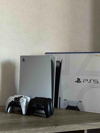 ПРОДАМ PS5 - 4 джойстика