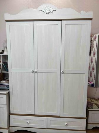 Продам детский спальный гарнитур