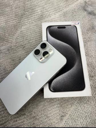 Продам Айфон 15 про max 512 gb состояние идеальное емкость !аккумулятора 90