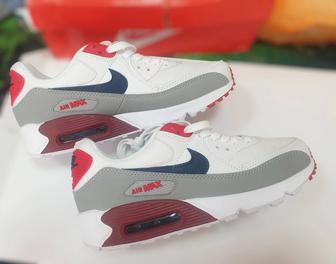 New Nike Air Max 90