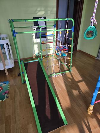 Детский спортивный комплекс