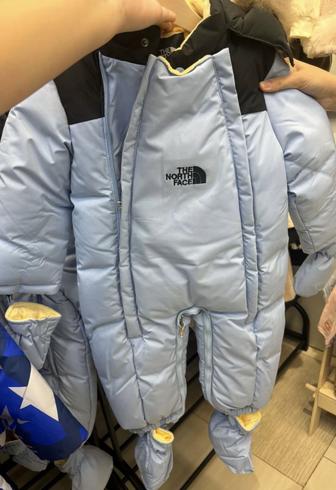 Детский зимний комбинезон