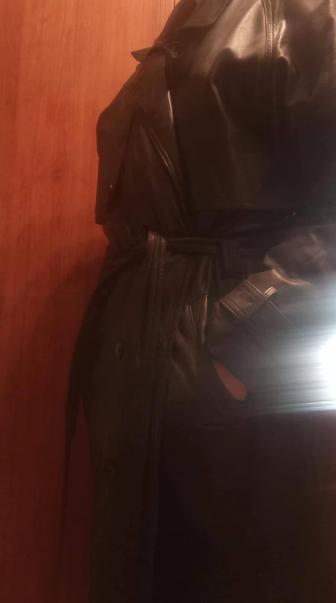 Продам зимний кожаный плащ [б/у]