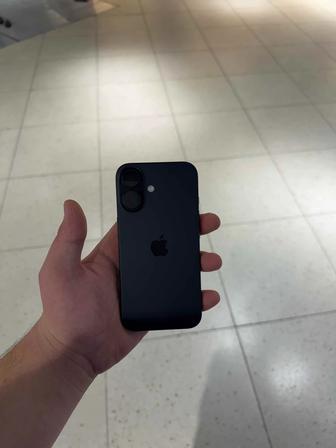 iPhone 16