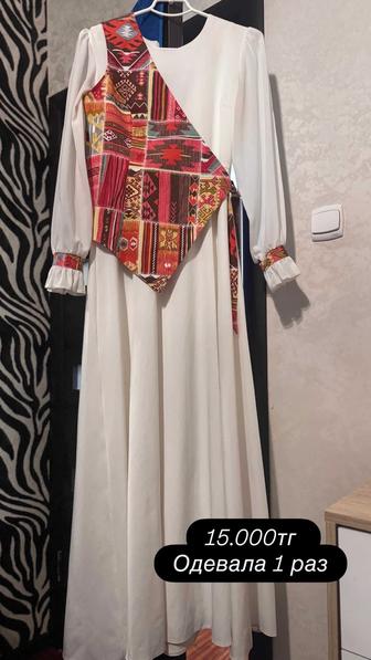 Продам платья