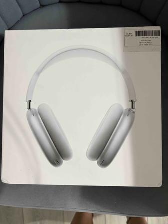 Продам белые AirPods Max первого поколения БУ