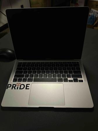 Продам MacBook Air 13 m1