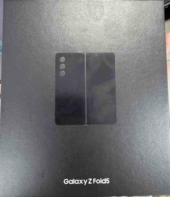 Samsung Galaxy Z Fold 5