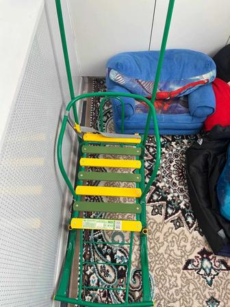 Продам санки