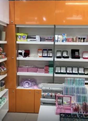 Продажа стеллажей