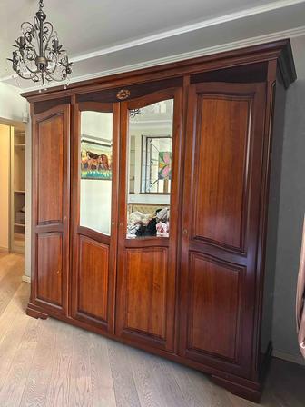 Продам шкаф