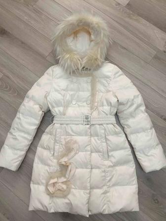 Пуховик на девочку