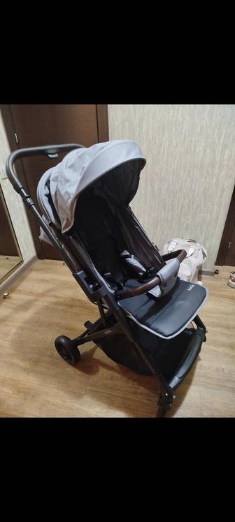 Продам коляску новую фирмы tomix flip