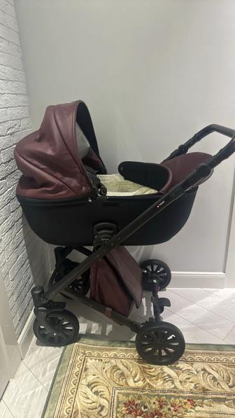 Продам коляску 2в 1