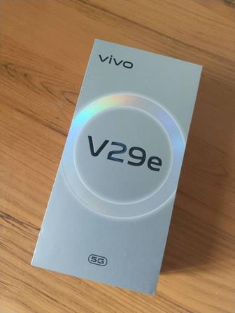 Продам VIVO V29E