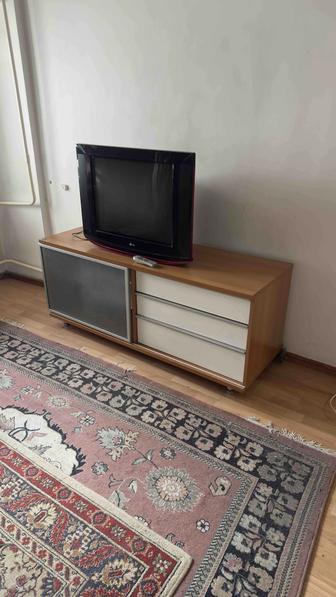 Подставка под телевизор