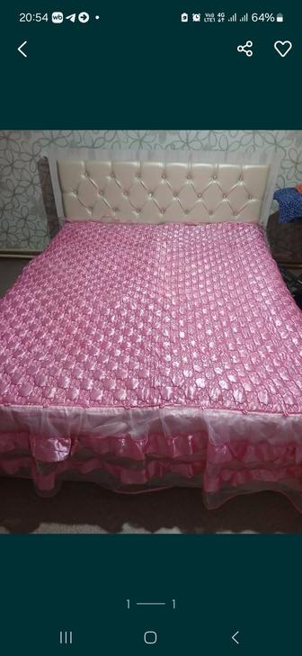 Двухспальная кровать