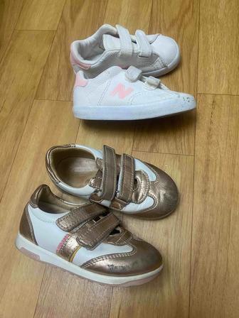 Кроссовки для девочки