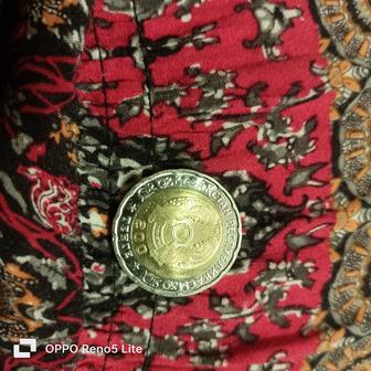 Продаю монета 200