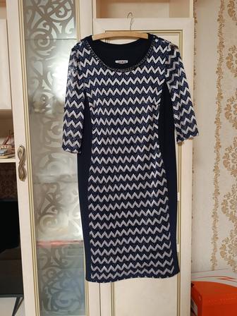 Продаю вечернее платье, размер 52