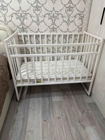 Продам кроватку