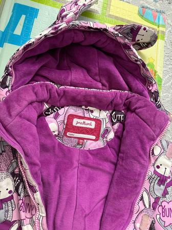 Продам качественный детский комбинезон на девочку