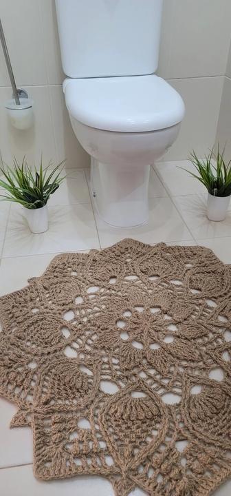 Джутовый коврик в ванную, ручная работа