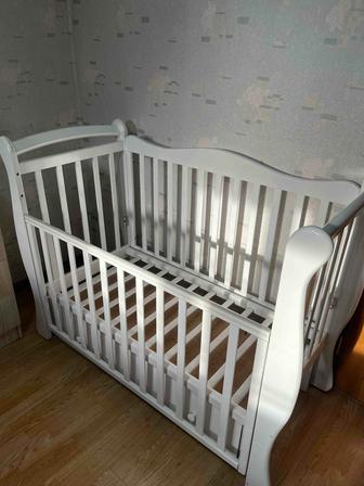 Кроватка детская ( манеж )