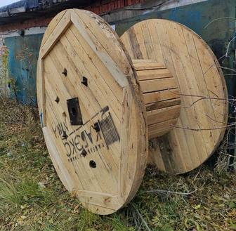 Катушка от кабеля деревянная