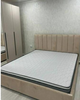 Кровать двуспальная