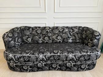 Продам диван и два кресла